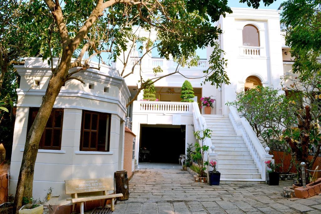 Huong Sen 2 Hotel Vung Tau Exterior photo